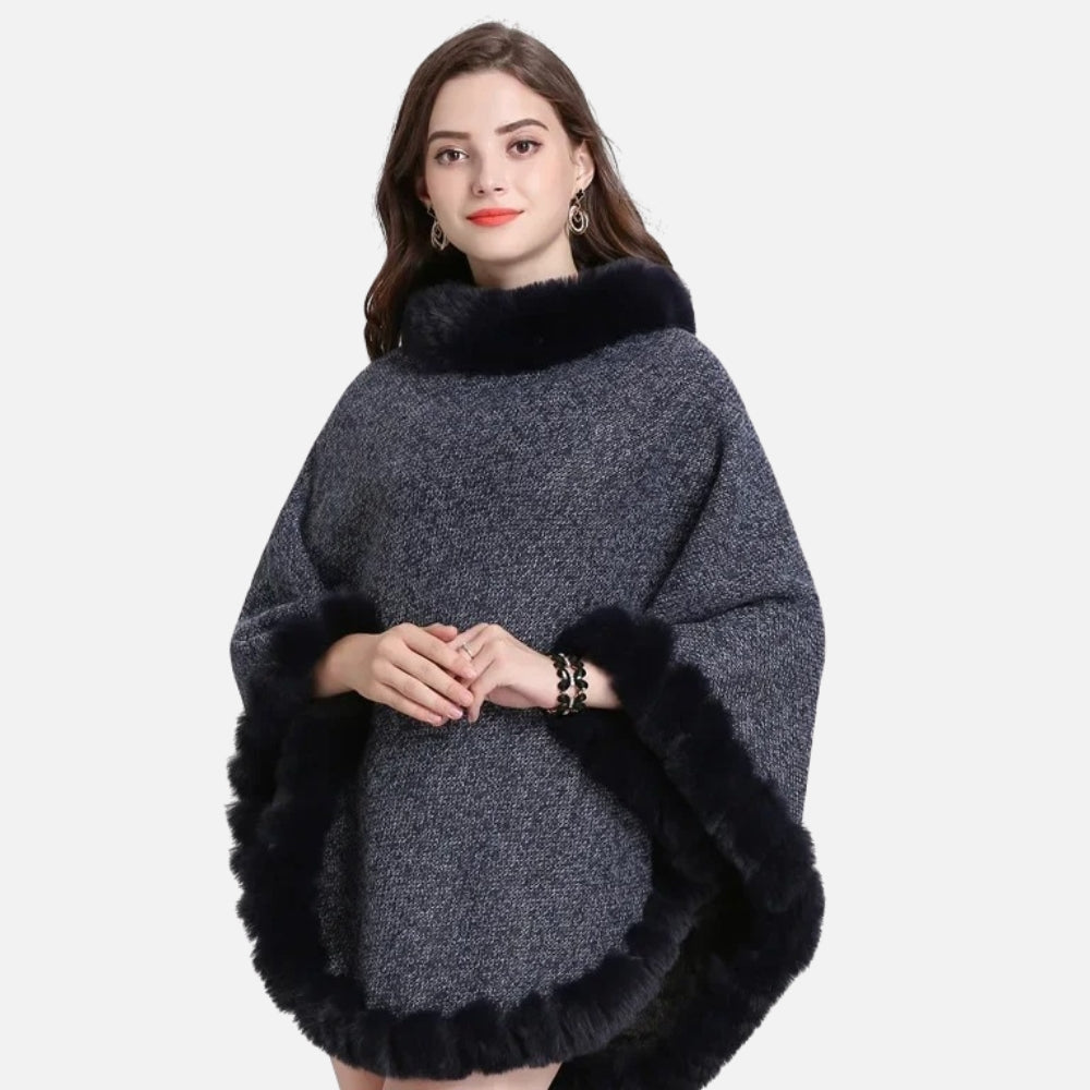 Poncho Bordé de Fourrure