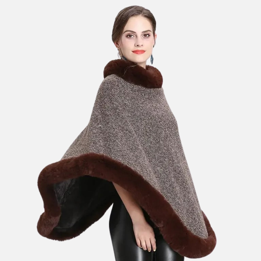 Poncho Bordé de Fourrure