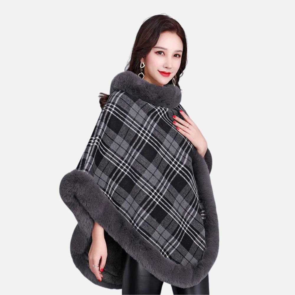 Poncho Femme Avec Finitions Fourrure